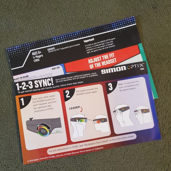 Simon Optix Electronic Game - Picture 5 of 14